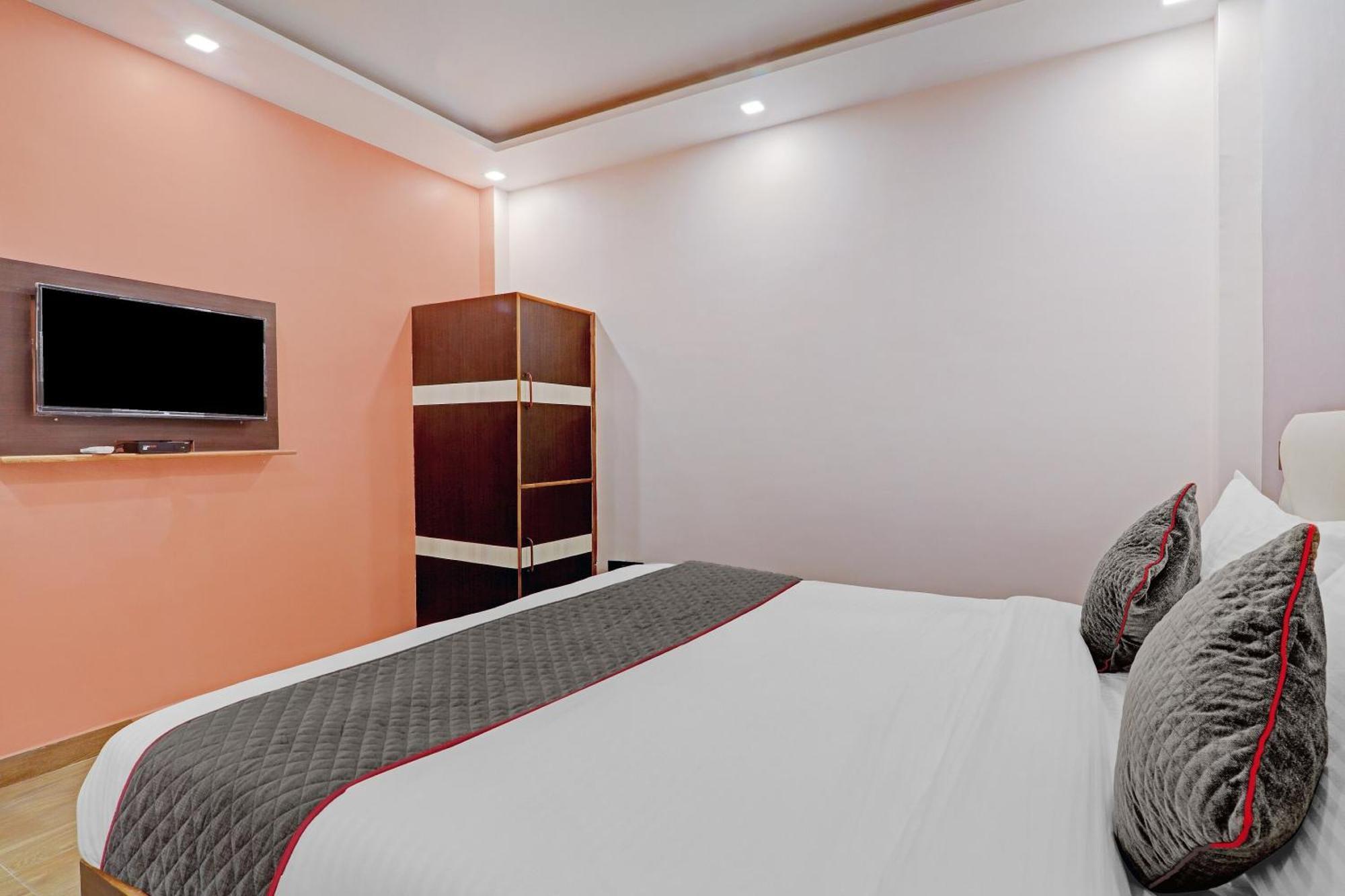 Super Townhouse Riddhi Residency Otel Lucknow Dış mekan fotoğraf